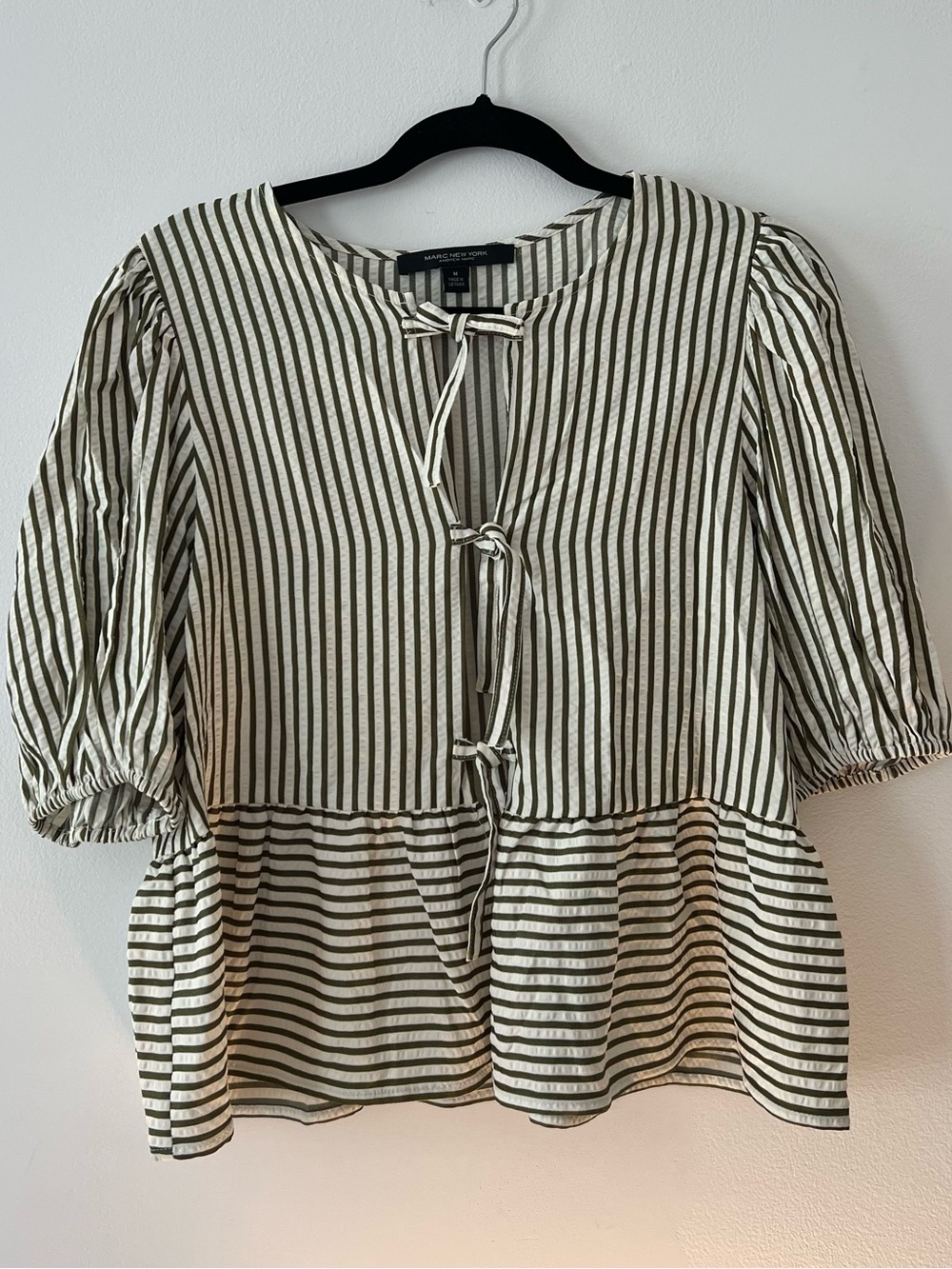 Women’s Short Sleeve Striped Tie-Front Peplum Blouse in Olive and White